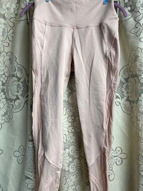 ALO Yoga High Waist Leggings with Pink Mesh Panel/Pale Pink /Medium
